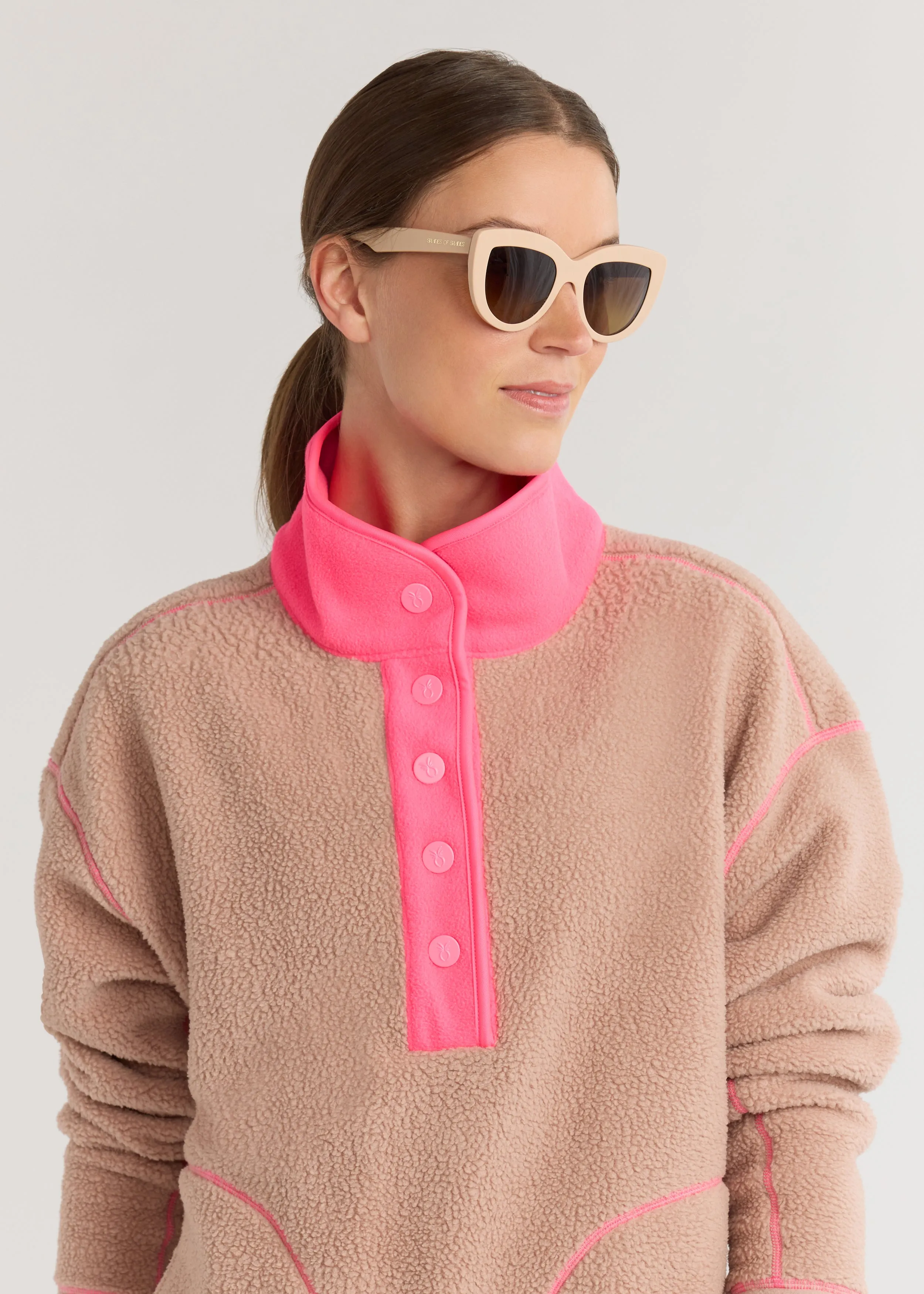 Palomino Pullover in Sherpa Fleece (Khaki/Neon Pink)